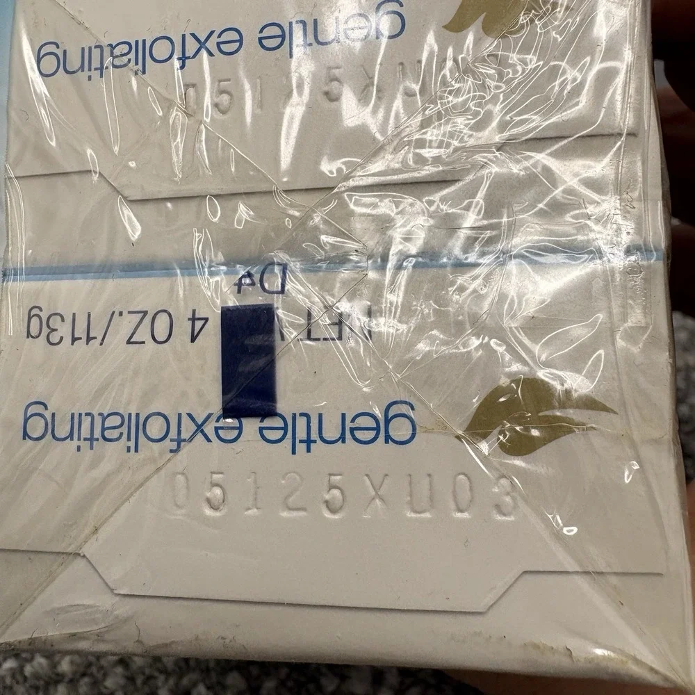 Dove Beauty Bars Gentle Exfoliating 7.5 Oz New Sealed DISC